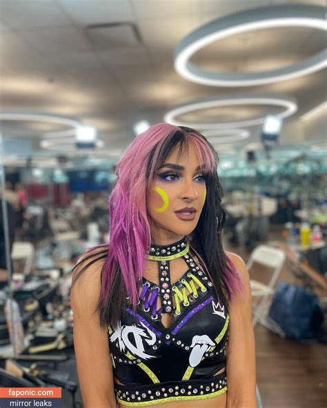 dakota kai sexuality